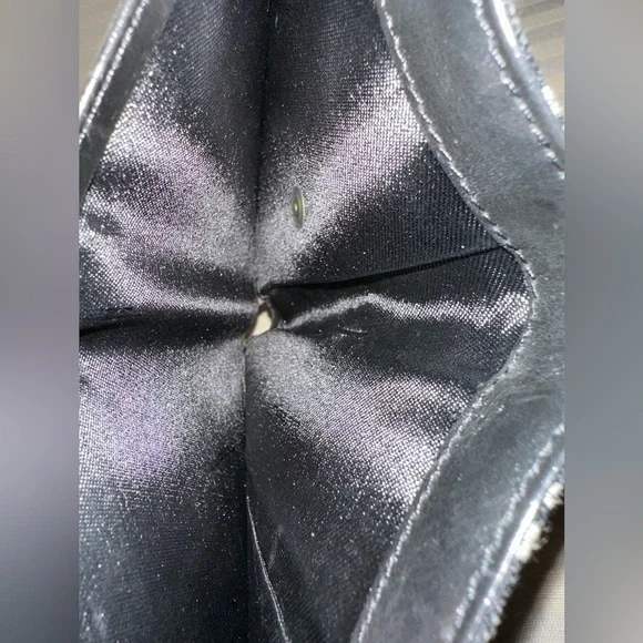 Fendi Zucchino Monogram bi-fold Wallet - Picture 10 of 12